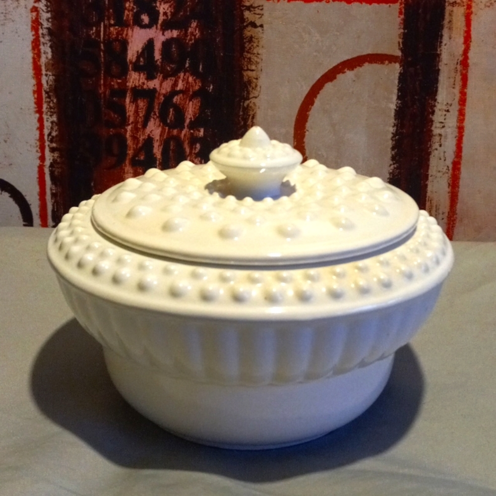 Bin # 5 USA CERAMIC BOWL WITH LID